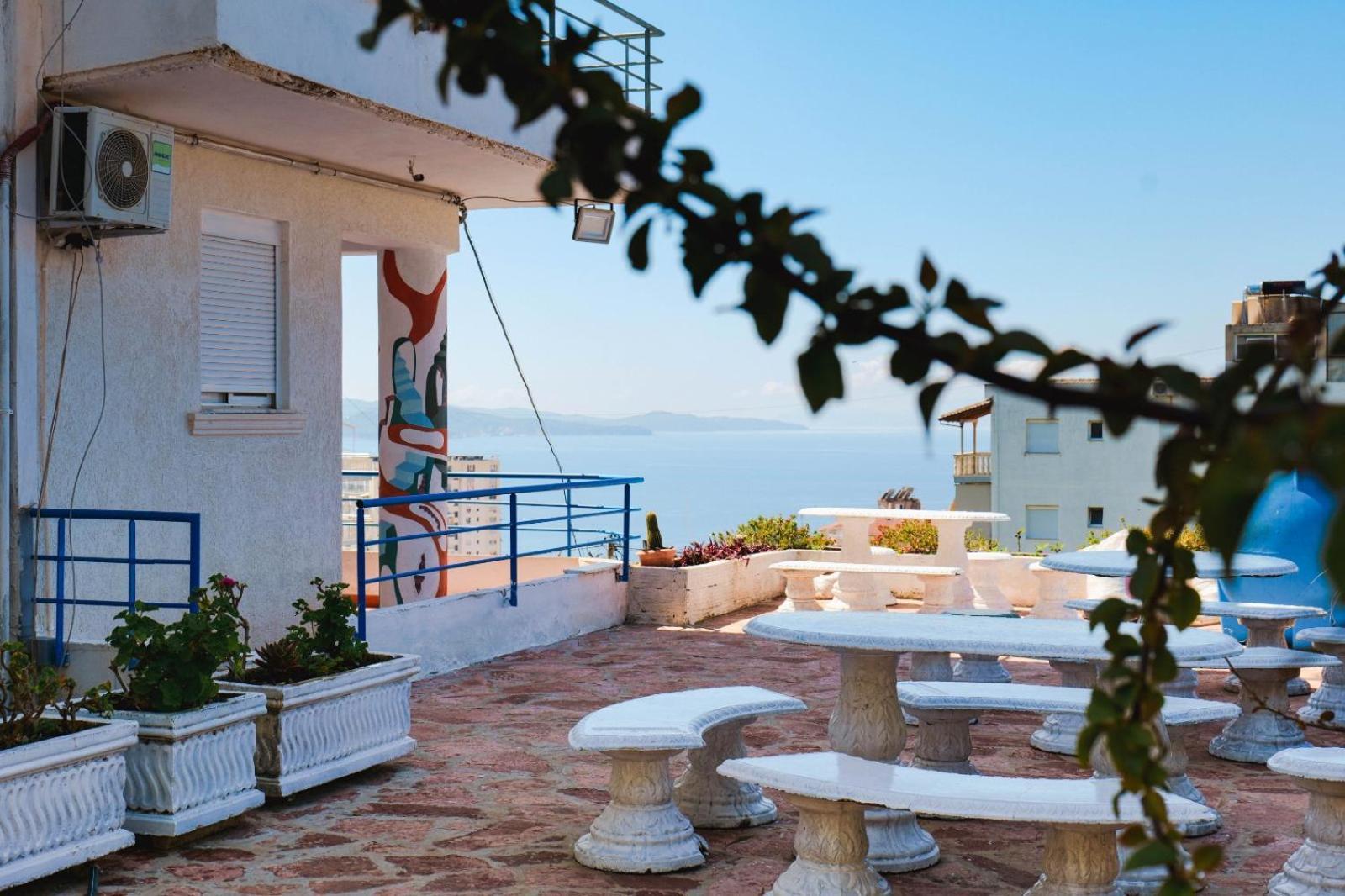Hotel Leon Saranda Extérieur photo